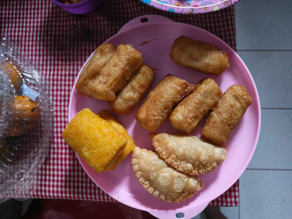 Pastel Abon Sapi